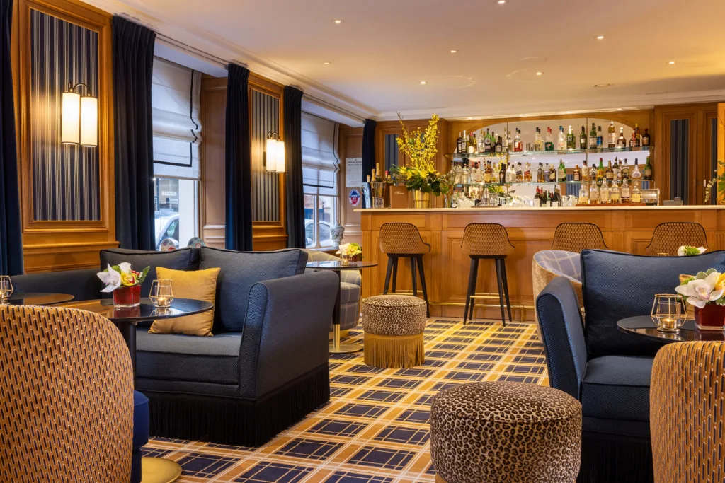 16A8431 horset opera bd