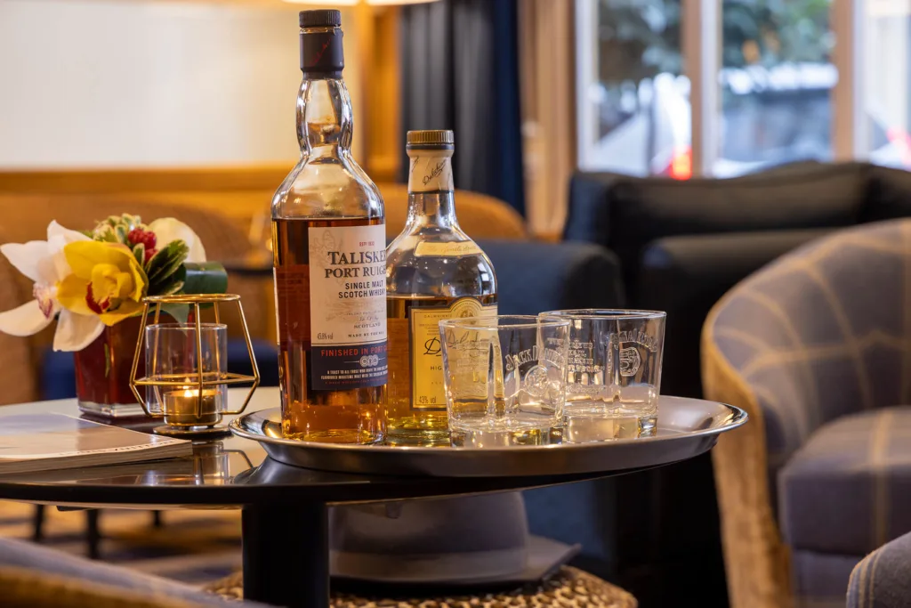 16A8460 horset opera bd