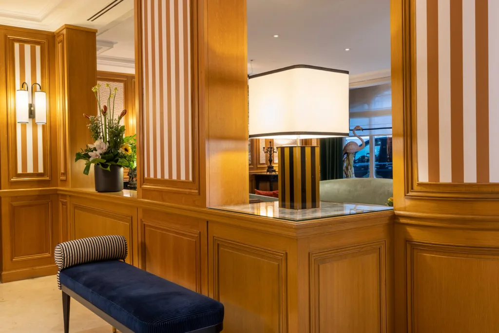 16A8629 horset opera bd