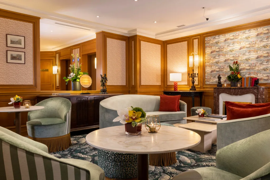 16A8641 horset opera bd