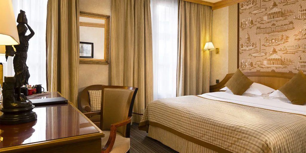 Double standard Room 3 Horset Opera Hotel Paris