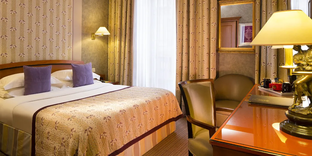 Double standard Room 4 Horset Opera Hotel Paris