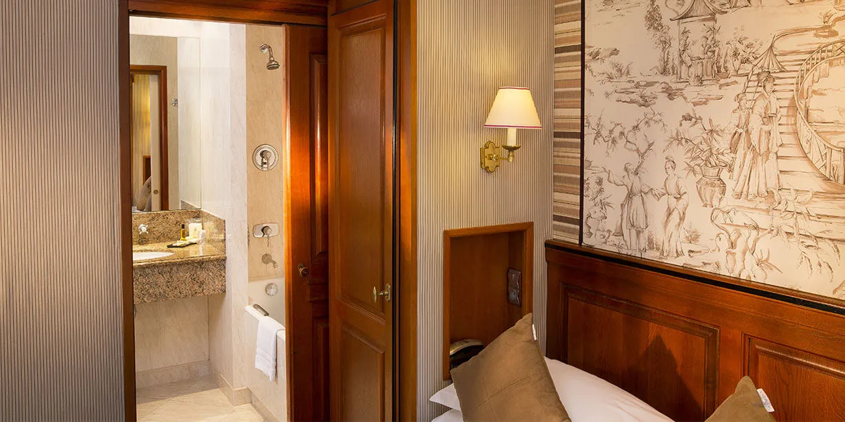 Single Room 4 Horset Opera Hotel Paris jpg