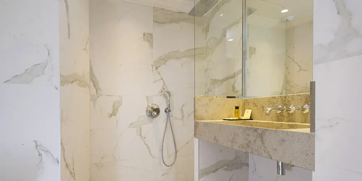 Superior Room bathroom 4 Horset Opera Hotel Paris jpg